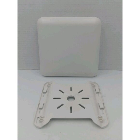 Luxul XAP1510, High Power AC1900 Dual-Band Wireless Access Point - Picture 1 of 5